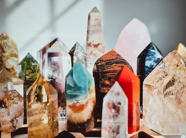 How to Choose a Healing Crystal That’s Right for You